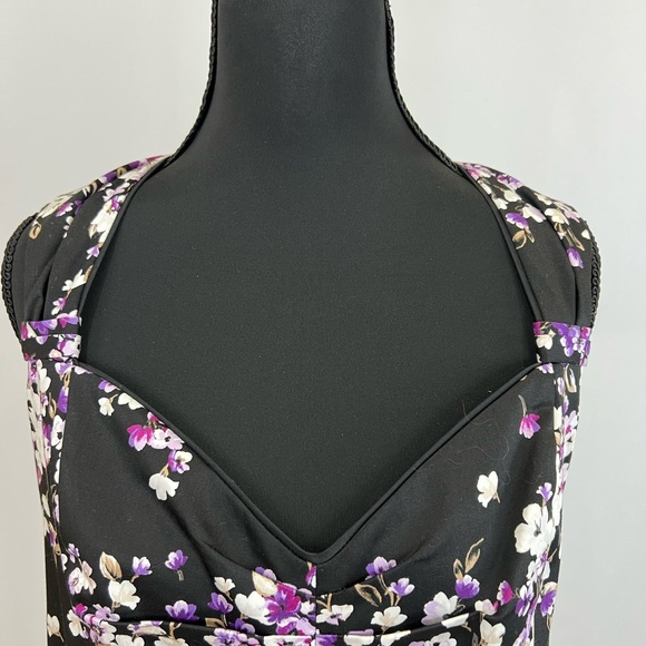 White House Black Market Fit and Flare Black/Purple Floral Dress - Picture 3 of 7